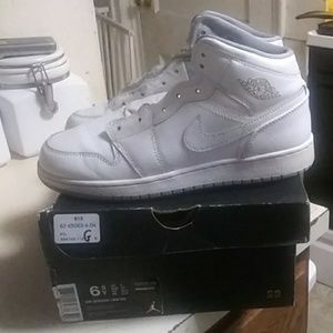 Air Jordan 1 mid bg 6/10/15